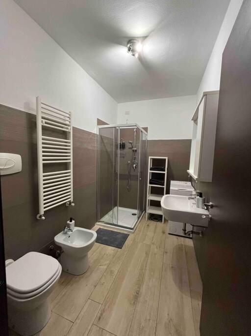 Monolocale Con Balcone Self Check In Milano Sempione Apartment Luaran gambar