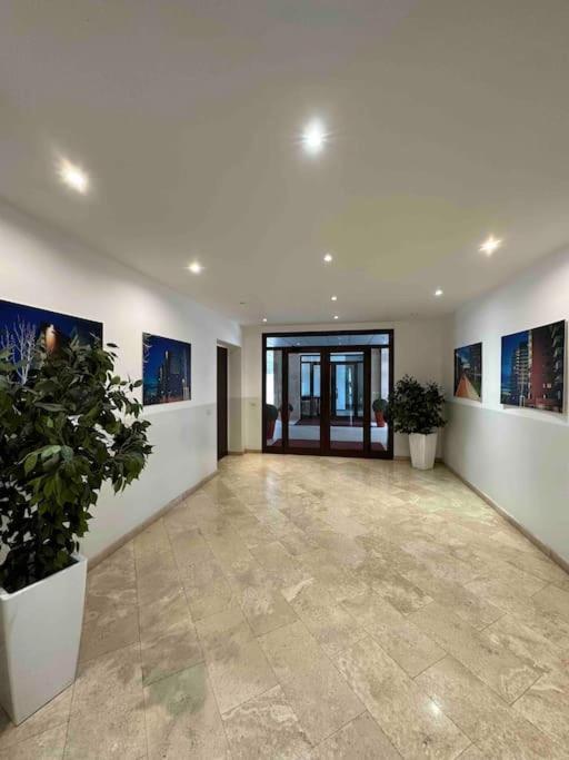 Monolocale Con Balcone Self Check In Milano Sempione Apartment Luaran gambar