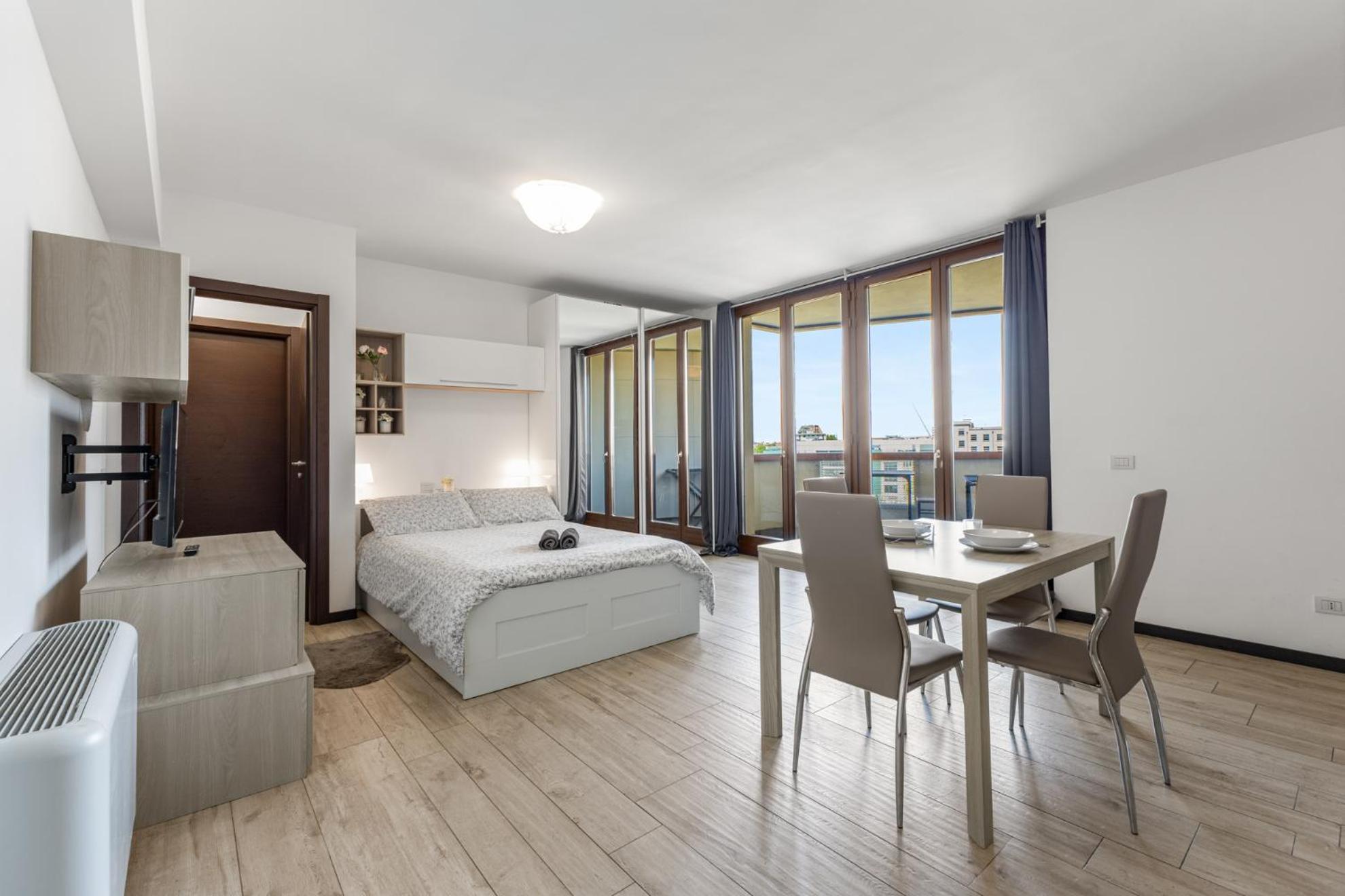 Monolocale Con Balcone Self Check In Milano Sempione Apartment Luaran gambar