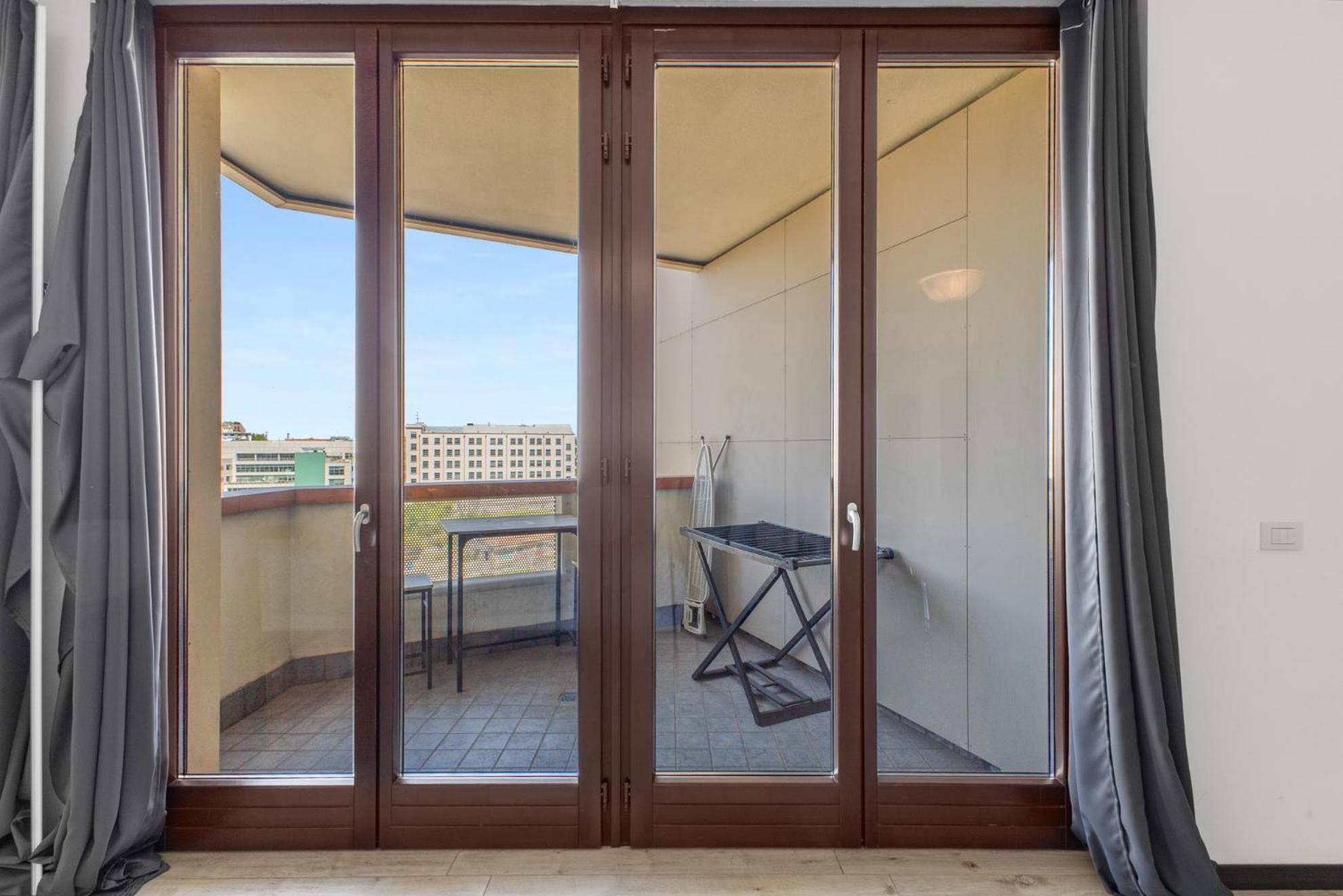 Monolocale Con Balcone Self Check In Milano Sempione Apartment Luaran gambar